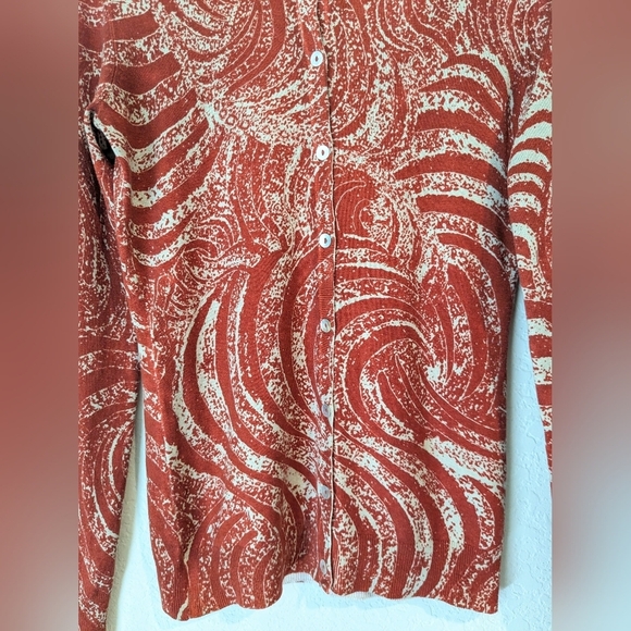 Josie Natori Red Printed Silk Knit Lightweight Crewneck Button-Up Cardigan Artsy - Picture 5 of 8